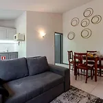 Villa Fountain Retreat I Pool, Jacuzzi & Sports Escape *