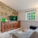 Villa Fountain Retreat I Pool, Jacuzzi & Sports Escape *