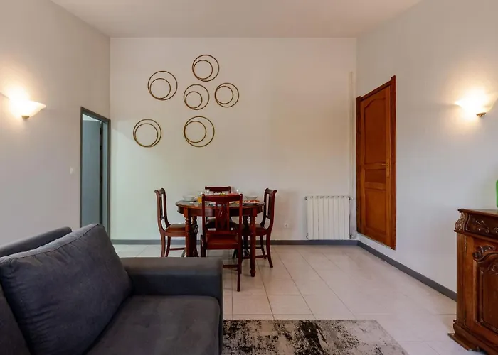 Fountain Retreat I Pool, Jacuzzi & Sports Escape Villa Viana do Castelo