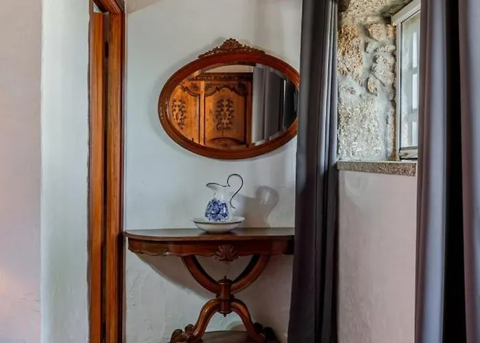 Fountain Retreat I Pool, Jacuzzi & Sports Escape Villa Viana do Castelo