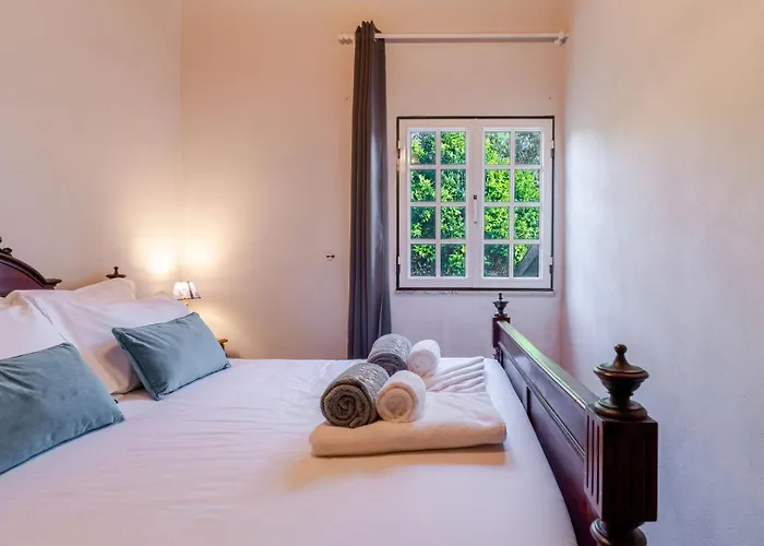 Fountain Retreat I Pool, Jacuzzi & Sports Escape