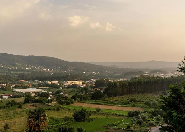 Fountain Retreat I Pool, Jacuzzi & Sports Escape * Viana do Castelo