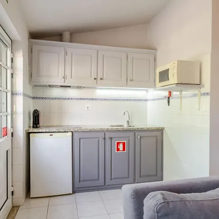 Lägenhet Fountain Retreat I Pool, Jacuzzi & Sports Escape *