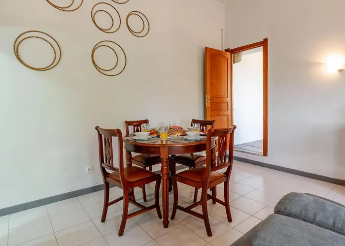 Fountain Retreat I Pool, Jacuzzi & Sports Escape Viana do Castelo