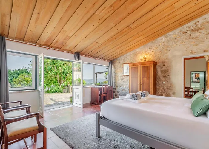 Fountain Retreat I Pool, Jacuzzi & Sports Escape Villa Viana do Castelo