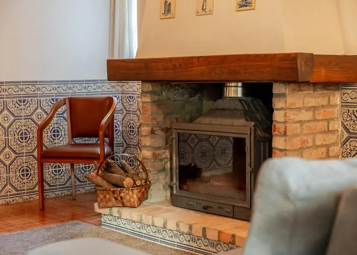 Villa Fountain Retreat I Pool, Jacuzzi & Sports Escape *