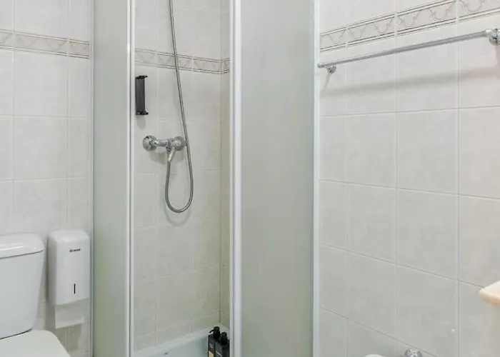 Villa Fountain Retreat I Pool, Jacuzzi & Sports Escape Viana do Castelo