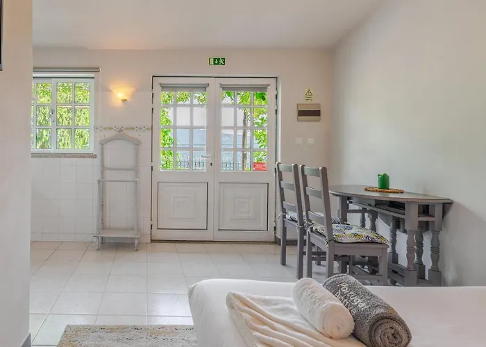 Fountain Retreat I Pool, Jacuzzi & Sports Escape Villa